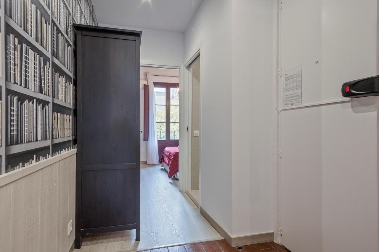 Alcam Books Apartment Barcelona Exterior photo